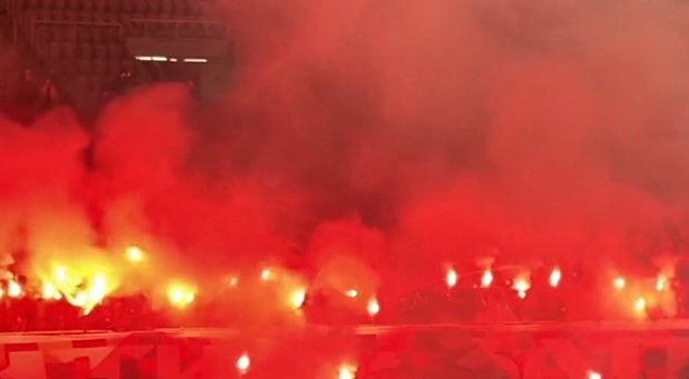 Пали Ја Димната! Нека Грми Химната! – Од Градски (Видео)