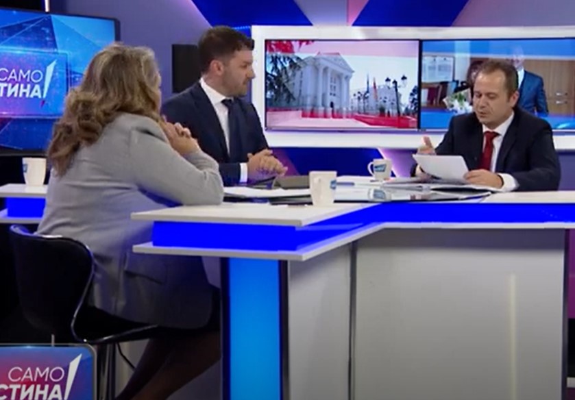 Ковачки „ја потепа“ Славјанка: Вработувате лица приведени за тешка кражба и трајна ограниченост како ПРОФЕСИОНАЛНИ ВОЈНИЦИ