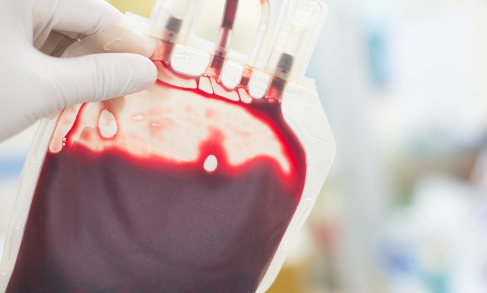 Вештачка крв првпат е пренесена во човек (Видео)