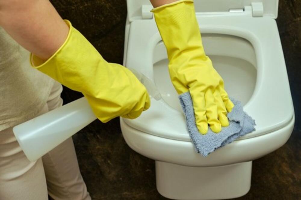 Ставете ја оваа таблета во ВЦ школката и погледнете ја магијата – ќе ви биде жал што ова не сте го знаеле порано