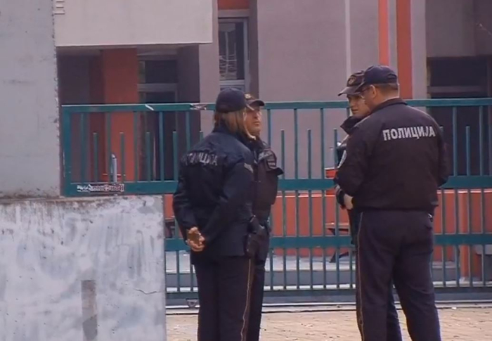 Нови лажни дојави за бомби – за прв пат испратени и во две основни училишта