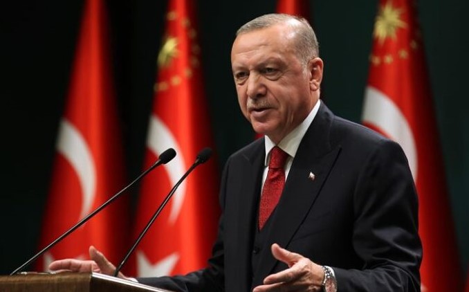 Ердоган ја укина старосната граница, над 2 милиони Турци може веднаш да се пензионираат