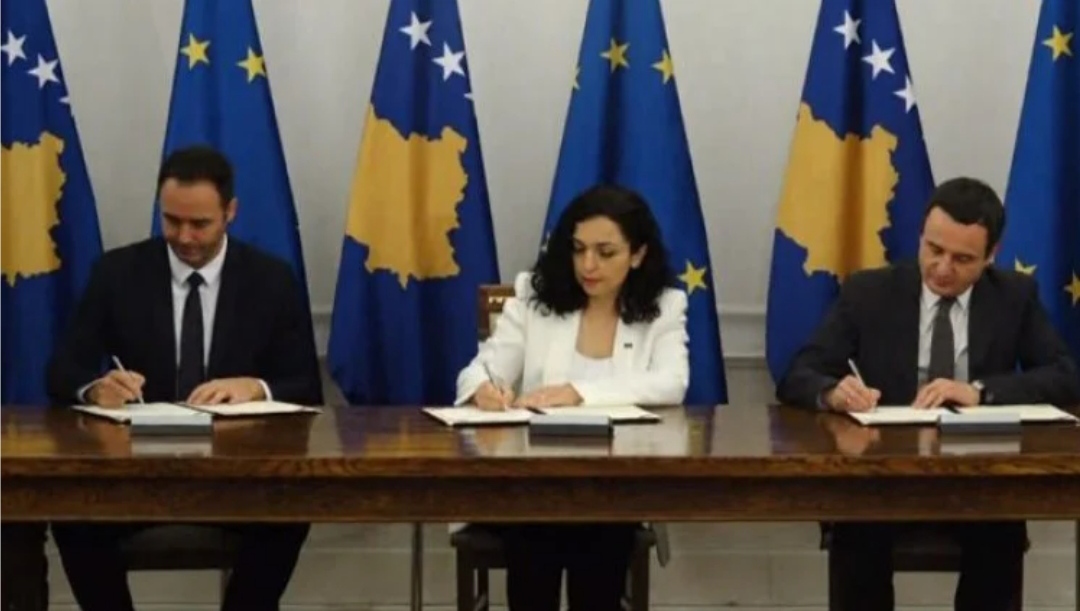 Историски ден за Косово: Потпишано барање за членство во ЕУ!