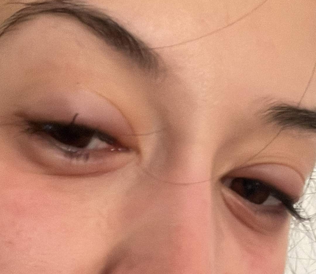 Статус на млада мајка кој ја крена јавноста: Јас молчев со надеж дека моето дете никогаш нема да дознае што сум проживеала, треба ли да те убие за да добие забрана за пристап !?