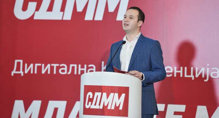 Младите ЌЕ ПРЕСТАНАТ да се иселуваат затоа што ГИ ПОЧНАВМЕ преговорите со ЕУ, вели претседателот на СДММ