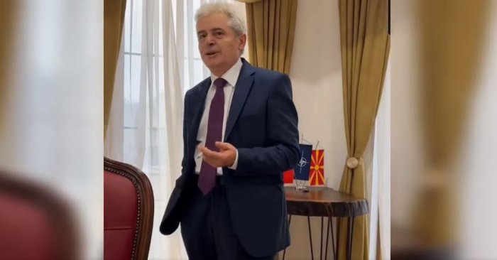 Али Ахмети се распеа (Видео)