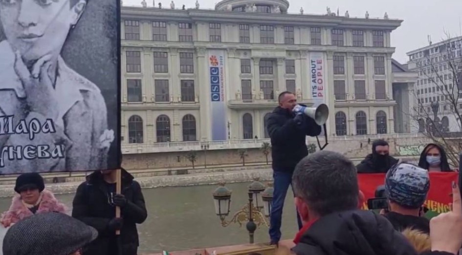 ЏАМБАСКИ ДО ПЕНДАРОВСКИ: Со забрани за влез нема да ја избришете вистината – Македонија била и ќе биде бугарска!