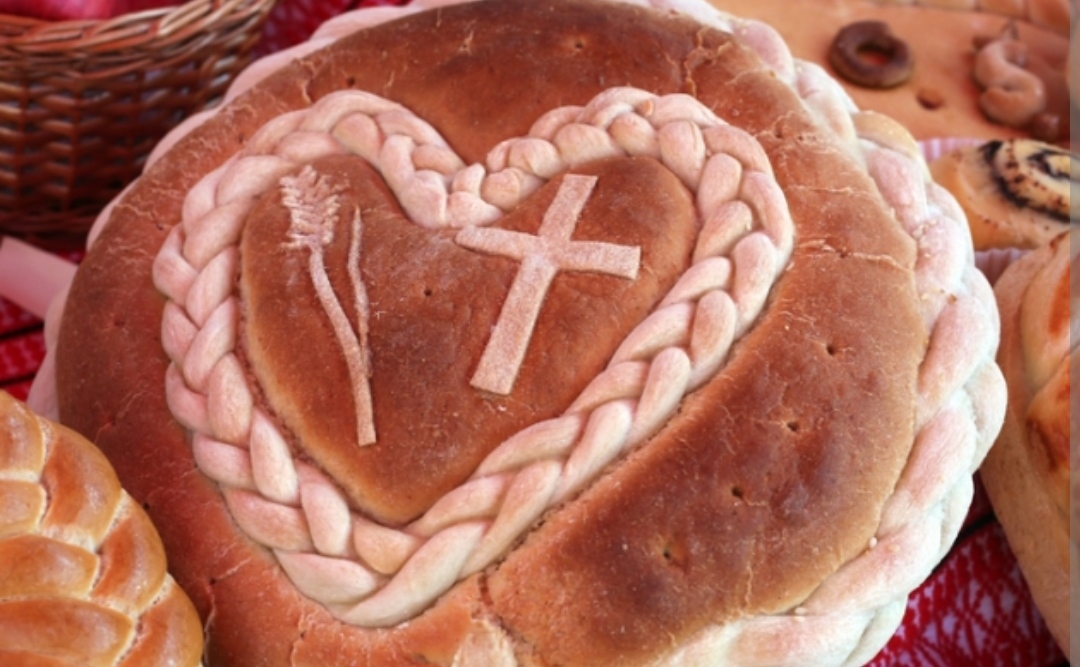 Вечер е Стара нова година, а утре Василица