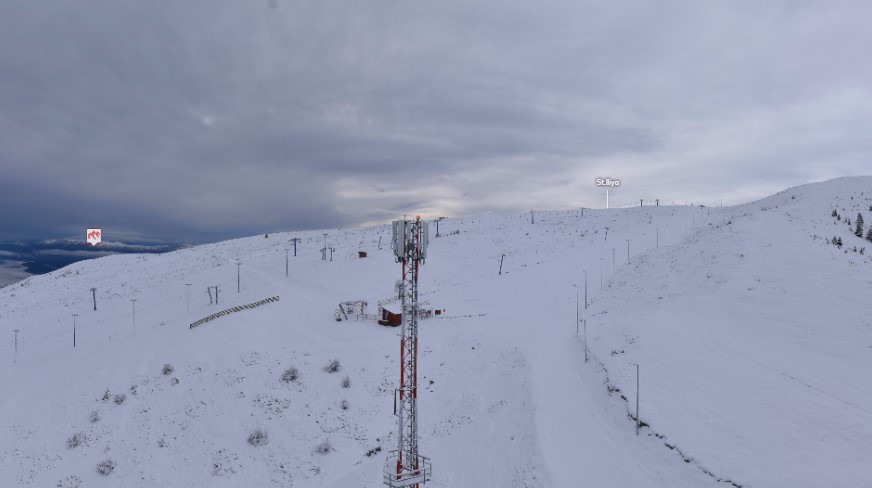 ВО ТЕКОТ НА НОЌТА НАТРУПА МНОГУ СНЕГ – Вистинска зимска идила, најмногу ќе се израдуваат љубителите на зимските спортови (ФОТО)