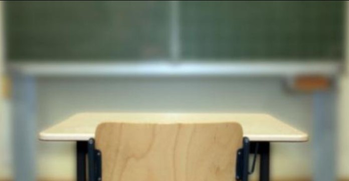 ТРИЕСЕТ И ШЕСТ УЧЕНИЦИ од КАВАДАРЦИ оваа учебна година СЕ ИСПИШАЛЕ И ЗАМИНАЛЕ ВО СТРАНСТВО