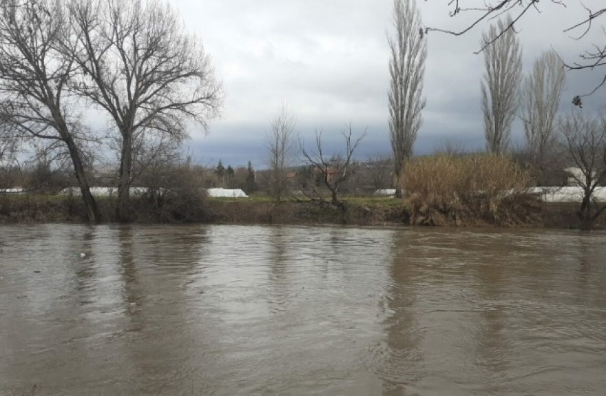 Се излеа Вардар кај Зелениково