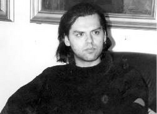 Шишков за татко му: Секоја вечер заспивам со желбата да е барем за момент жив, па да ме види. Да ме види што човек сум, што актер сум!