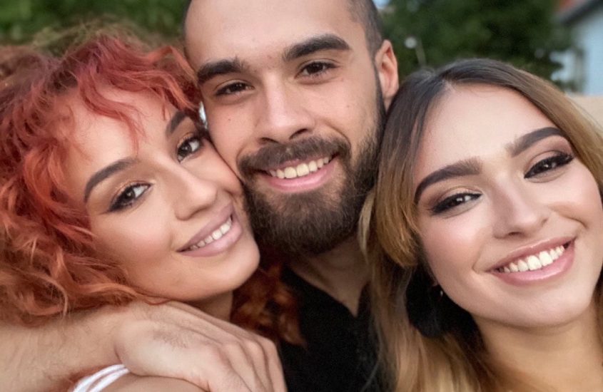 „Моето семејство нема вечно да биде жртва на партиски удари и притисоци! Дур сум жива нема да ја наведнам главата!“