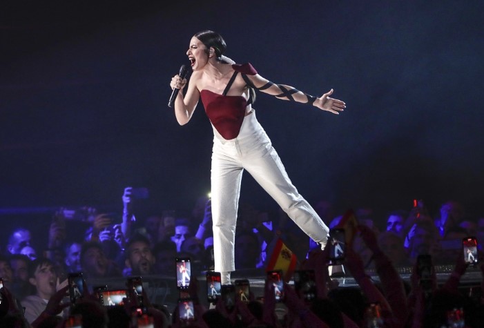 ПОЛУДЕА по Бланка: Шпанска песна фаворит за Евровизија (Видео)