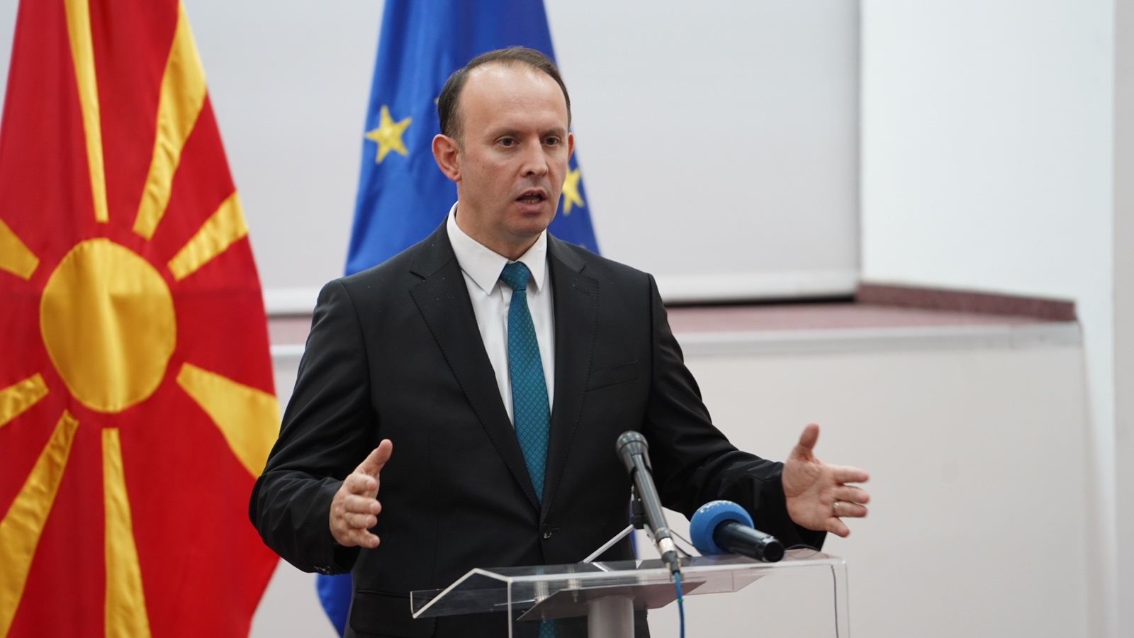 Алтернатива бара ЗАЕДНИЦА НА АЛБАНСКИ ОПШТИНИ во Македонија