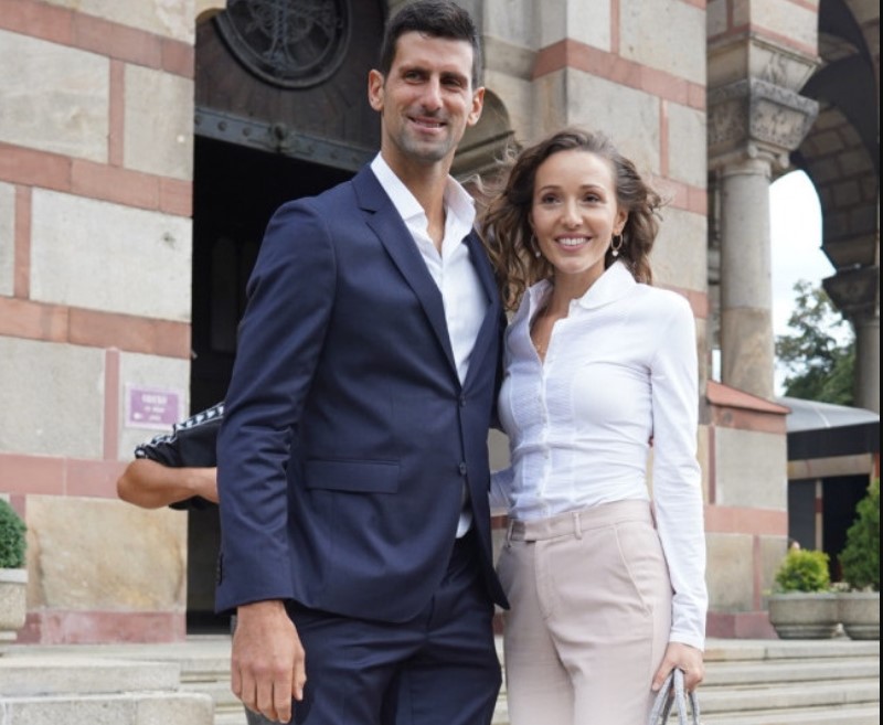 Погледнете како вежба ЈЕЛЕНА ЃОКОВИЌ за да остане во топ форма (Видео)