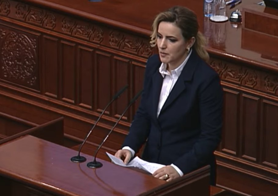 Пратеничката Садики откри дека македонската влада ја составувале луѓе од Косово и Албанија (ВИДЕО)