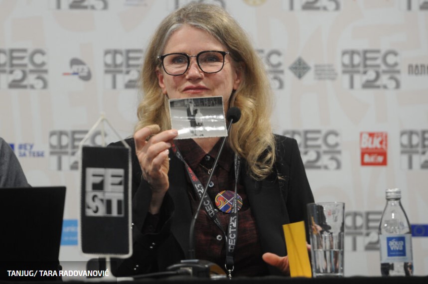 Германска актерка бара помош ДА ПРОНАЈДЕ ДВЕ МАКЕДОНКИ кои ги запознала како тинејџерка во Охрид