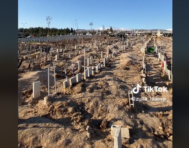 Ужасно и жалосно: Нема место ни за закоп на починатите (Вонземирувачко видео)