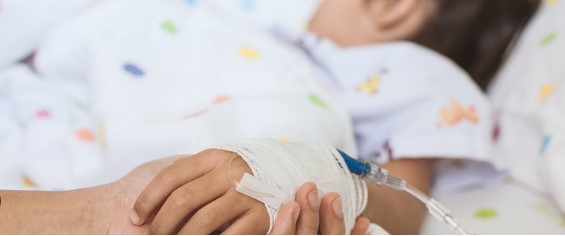 Трагедија ! Шестгодишно девојче починало додека примало инфузија во Битола