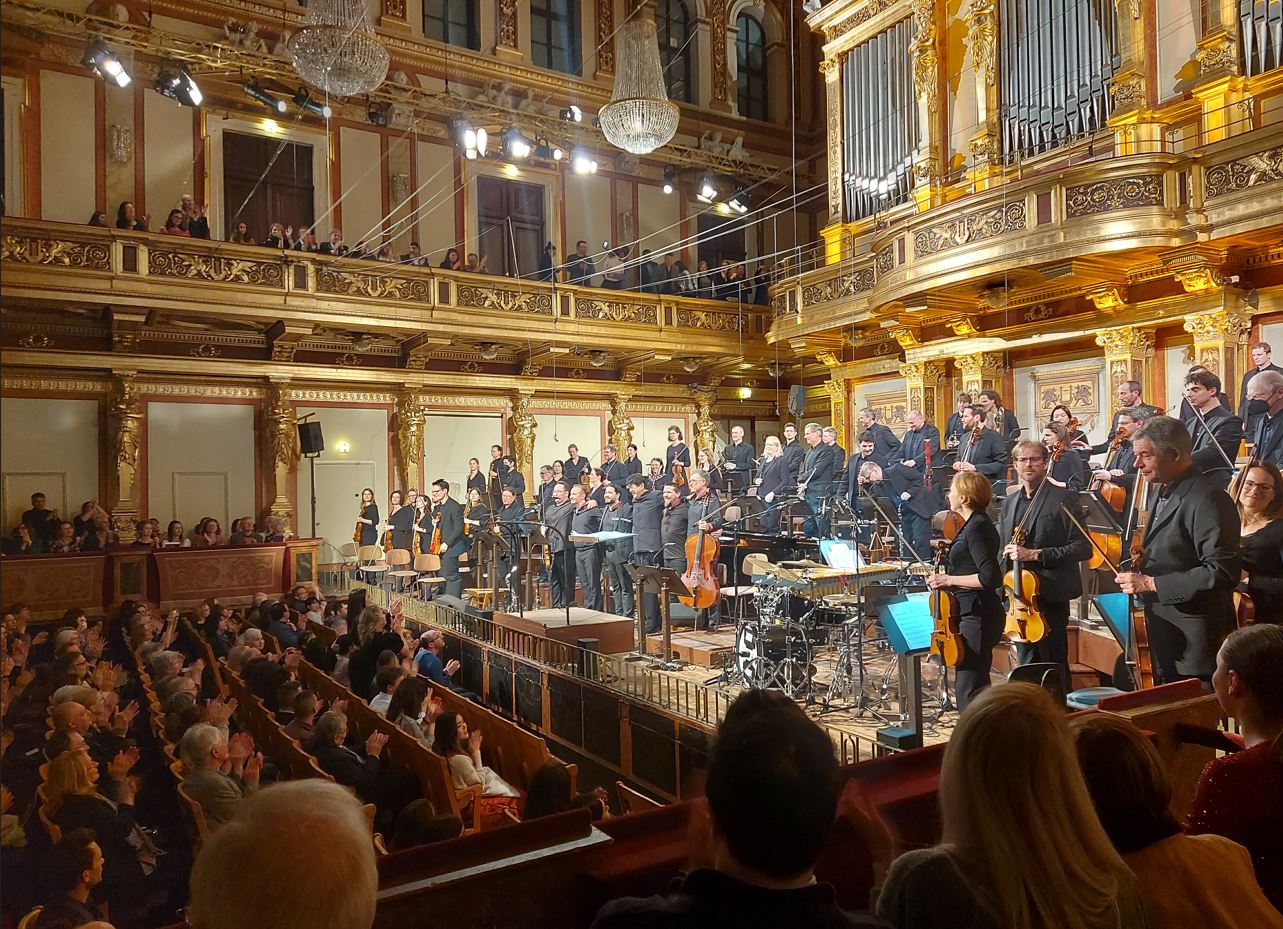 Маестро Симон ја крена Виена на нозе – „Македонисимо“ на Трпчески и пријателите, одекна во „Музикферајн“