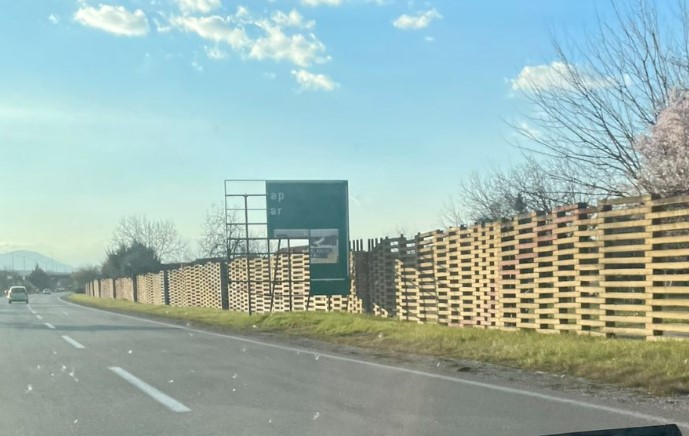 Првиот знак при влез во Скопје – слика за цела држава! (Фото)