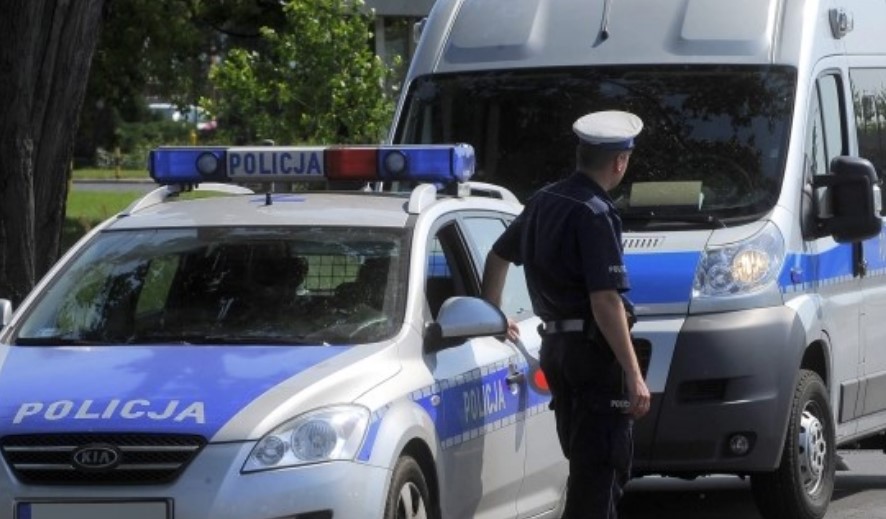 Едно девојче убиено, а деветмина се повредени во напад со нож во сиропиталиште во Полска