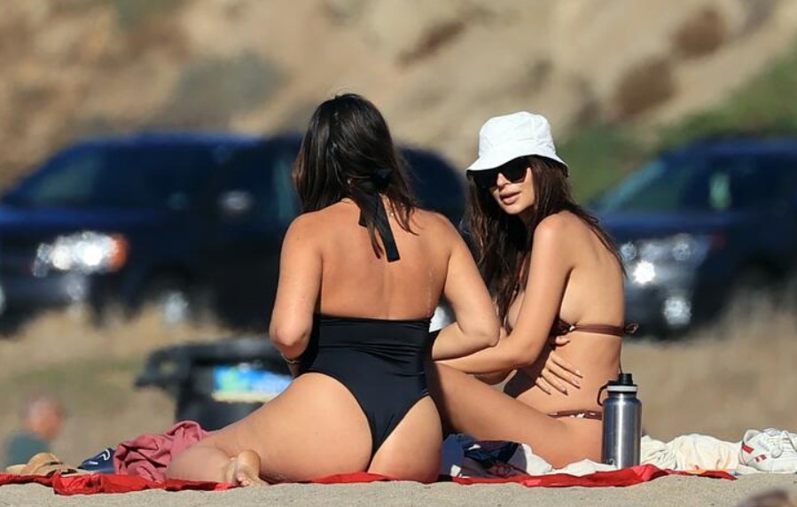 TAA Е “НАЈЖЕШКАТА“ МАЈКА НА ПЛАЖА (Фото)