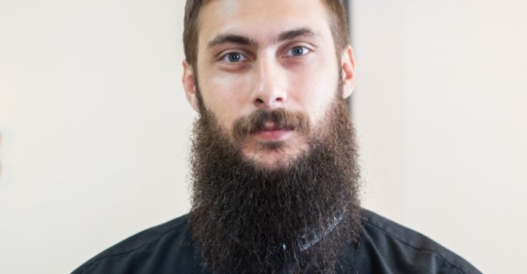 Колку треба да си нарцисоиден за да мислиш дека имаш право да воспитуваш туѓо дете