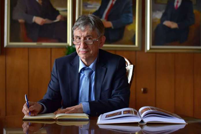 КОЦАРЕВ: Со надеж за влез во ЕУ дозволивме бришење на Македонците во Егејска и Пиринска Македонија и дивеења на владејачката елита