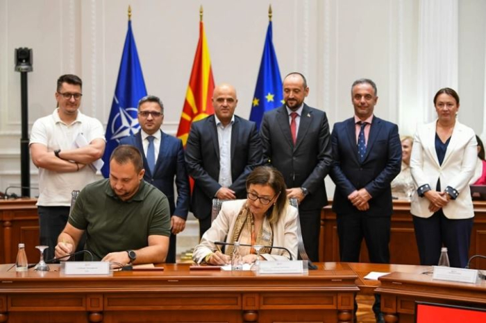 Потпишан Општиот колективен договор – 130 илјади вработени во јавниот сектор од септември со 10 отсто повисоки плати