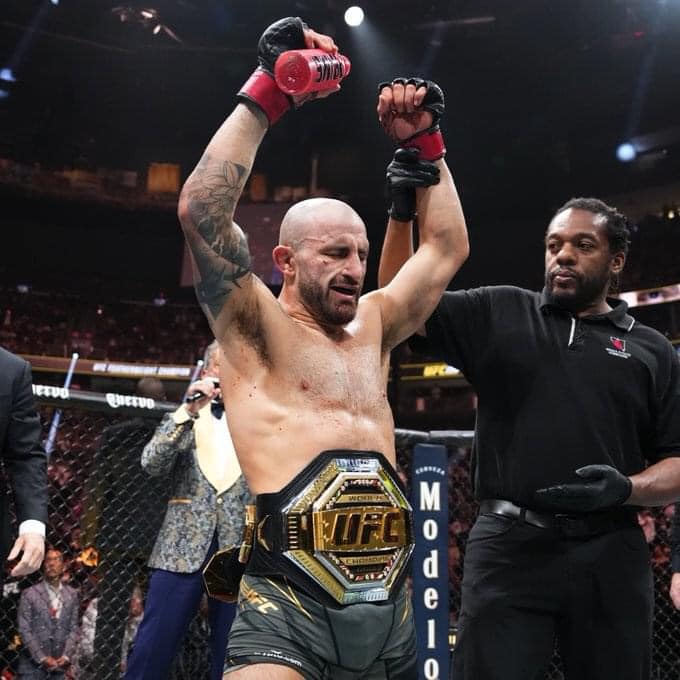 ВОЛКАНОВСКИ горд на потеклото: Татко ми е Македонец од битолско Беранци, мајка ми е од Грција (Видео)