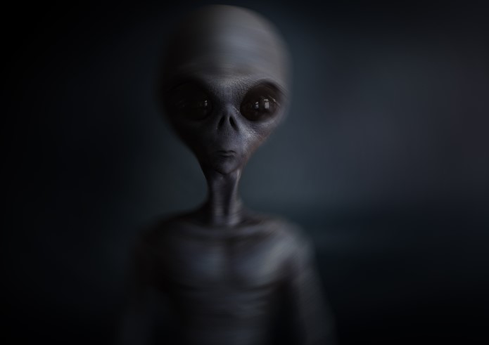 Шокантно сведочење на американски разузнавач – САД поседуваат летало и вонземјански тела од 1930 година