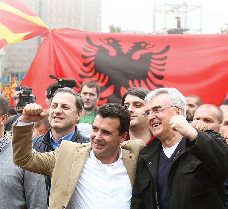 ДРЖАВАТА ГО ДАРУВА СОВЕТНИКОТ НА ПРЕМИЕРОТ: Верушевски покрај 344 дневници по 5.000 денари добил и два стана, од 100 и 47 мкв