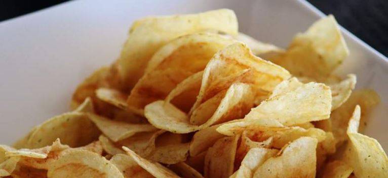 Канцероген акриламид пронајден во чипс произведен во Србија