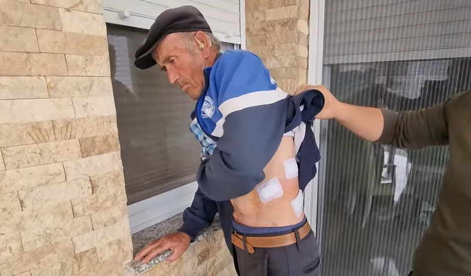 (Видео) Излегов да берам дренки кога пред мене излезе мечката и ме нападна