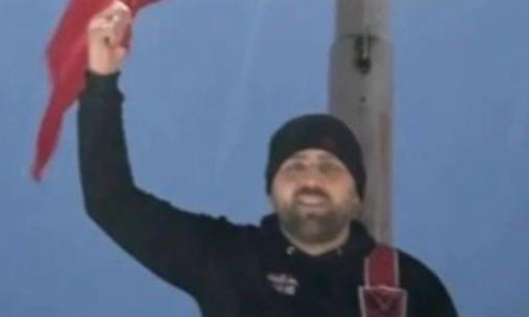 Приведено е лицето кое го симна црковното и го постави албанското знаме на Попова Шапка (Видео)