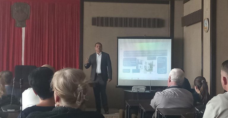 На покана на ЕИБ, Анѓушев говореше за поставување батерии на фотоволтаични електрани во Штип