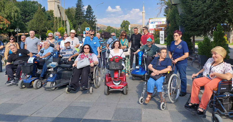 Дефиле во Битола – лицата со телесен инвалидитет бараат подобра пристапност до институциите