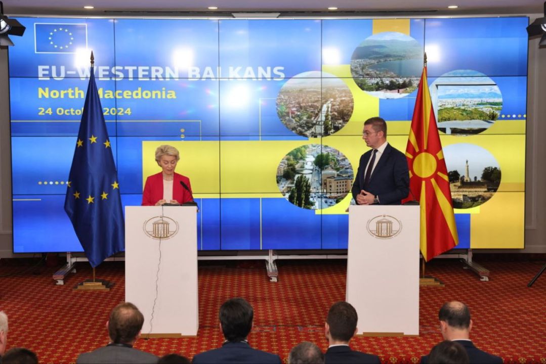 Фон дер Лајен: Работам да се отворат преговорите на земјата со ЕУ, но треба да се разработат и уставните измени