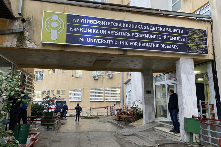 Инспекции на Детска клиника и во Козле ја бараат вината за смртта на 14-месечното дете