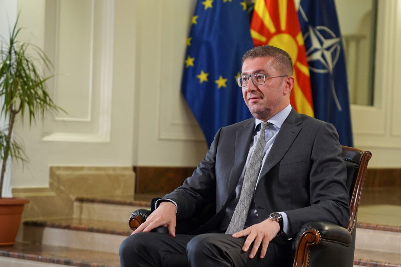 Мицкоски се пофали, сподели две важни вести