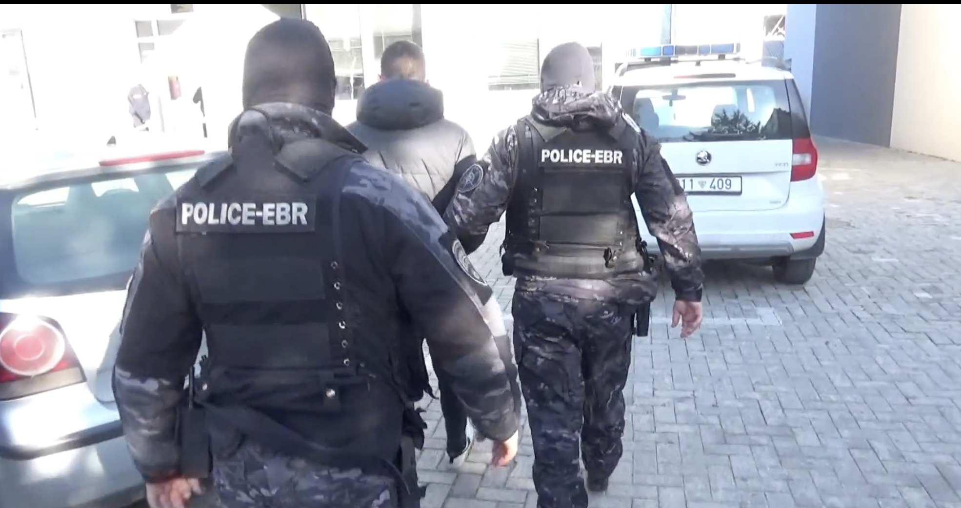 Полицијата со полни раце работа, огромен број апсења низ Македонија, еве што се случува