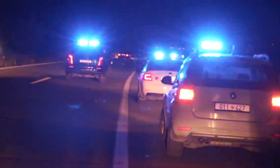 Трагедија во Македонија: Му се слошило и починал додека возел, автомобилот излетал од патот, удрил во столб, па во паркиран автомобил