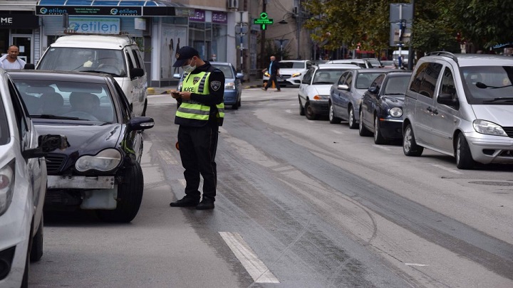 МВР ги продолжува засилените контроли: Вчера напишани повеќе од 500 казни, еве за што најмногу се казнувало
