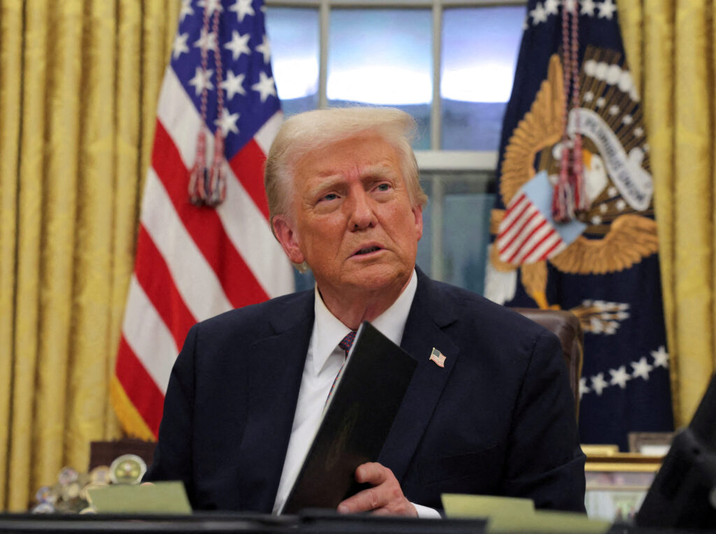 Трамп го укина правото на Украинците и другите од завојувани земји да престојуваат во САД