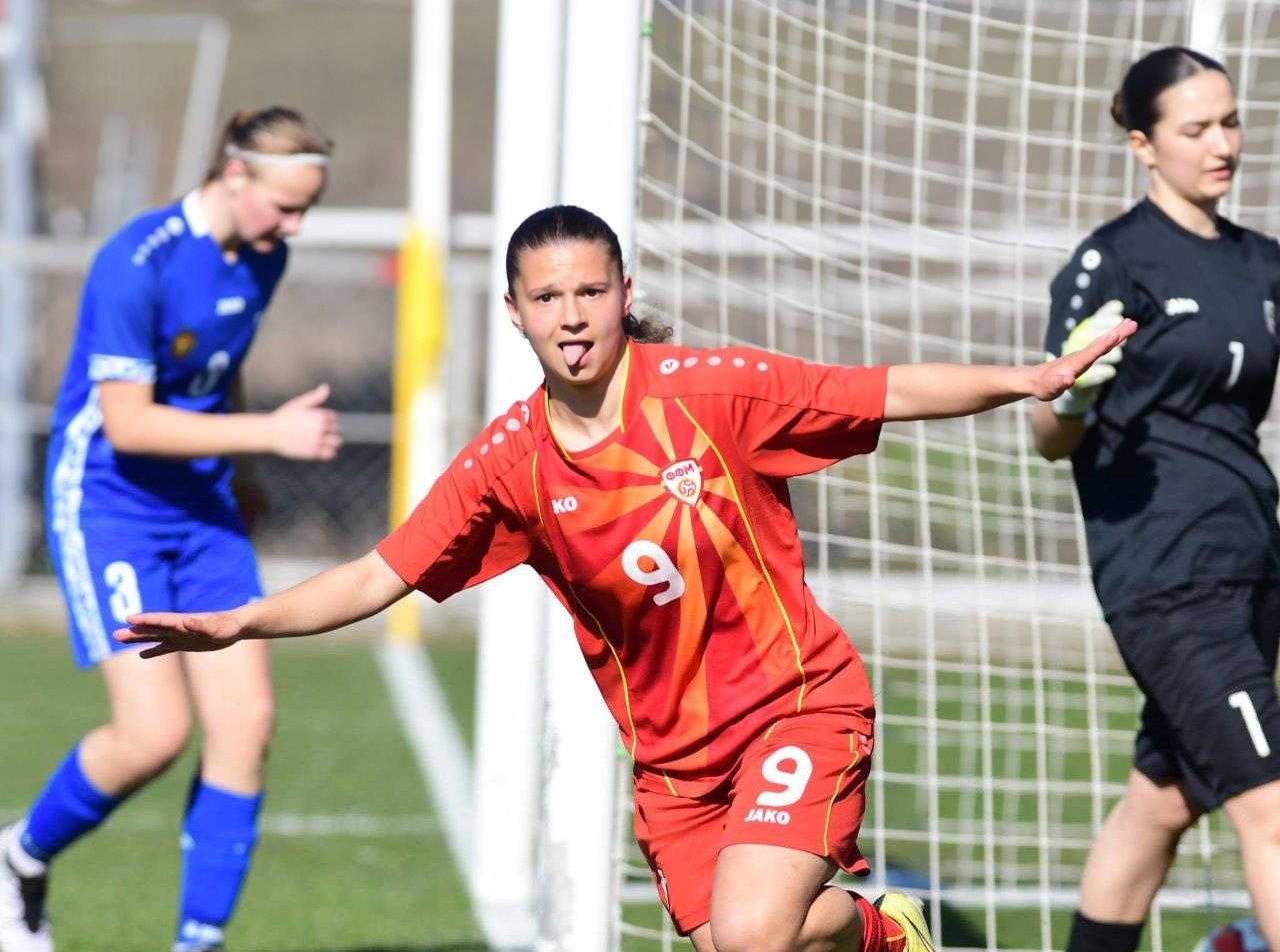 Женската репрезентација на Македонија до 17 оствари убедлив триумф од 5:0 над Молдавија