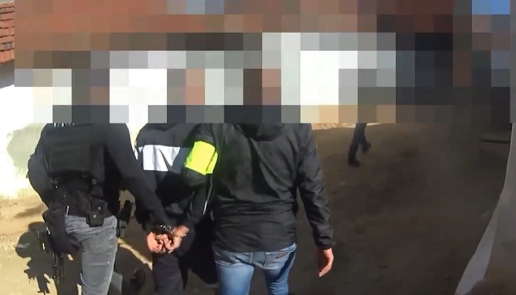 Претреси на подрачје на СВР Струмица, пронајдена дрога, приведени дилери