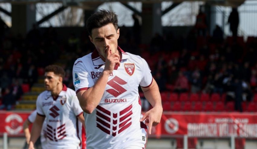 Торино сака да го откупи Елмас