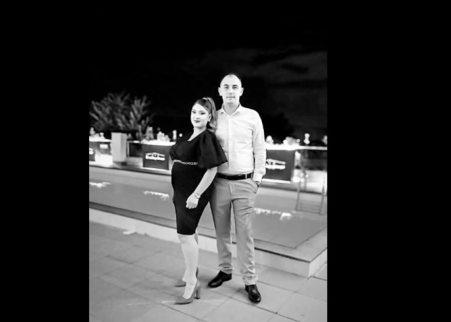 Сопругата на Тоше кој загина славејќи го раѓањето на синот: Ќе се борам нашето мало ангелче да израсне во човек како што беше ти – добар, храбар и јак човек